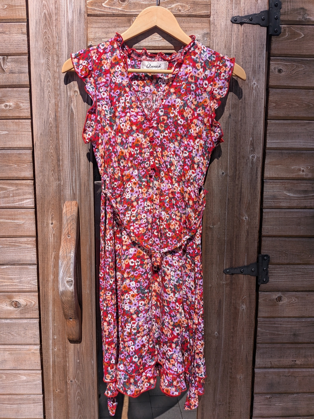 Vintage Red Floral Tie-Waist Midi Dress